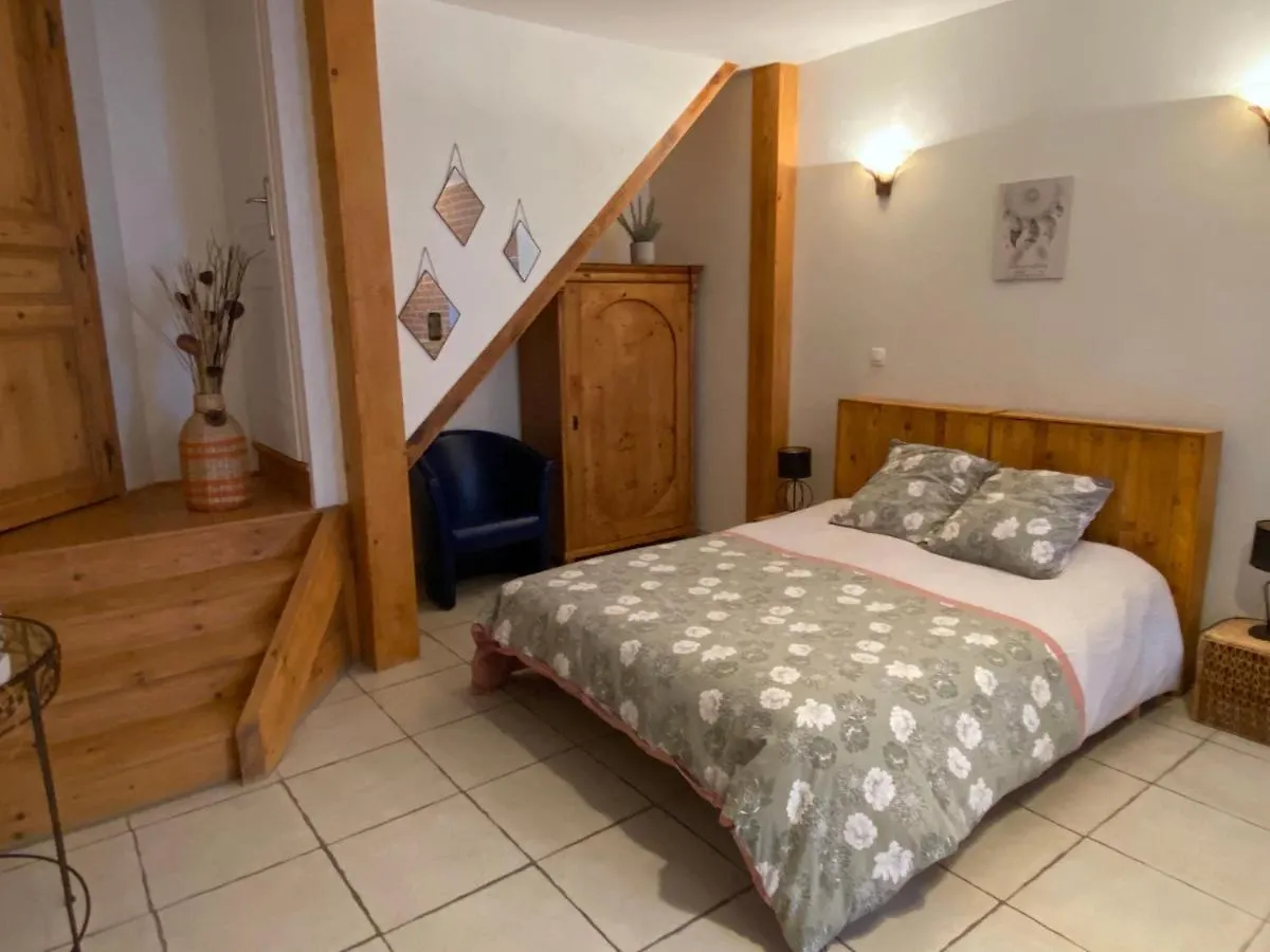 Le Cocon De Curson Gite Le Cocon Chanos-Curson Apartment