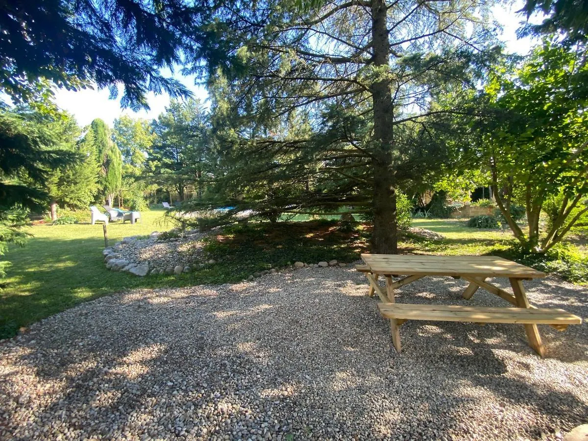 Apartment Le Cocon De Curson Gite Le Cocon Chanos-Curson France